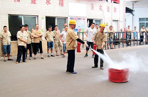 冰球突破豪华版网址铝材组织消防演练